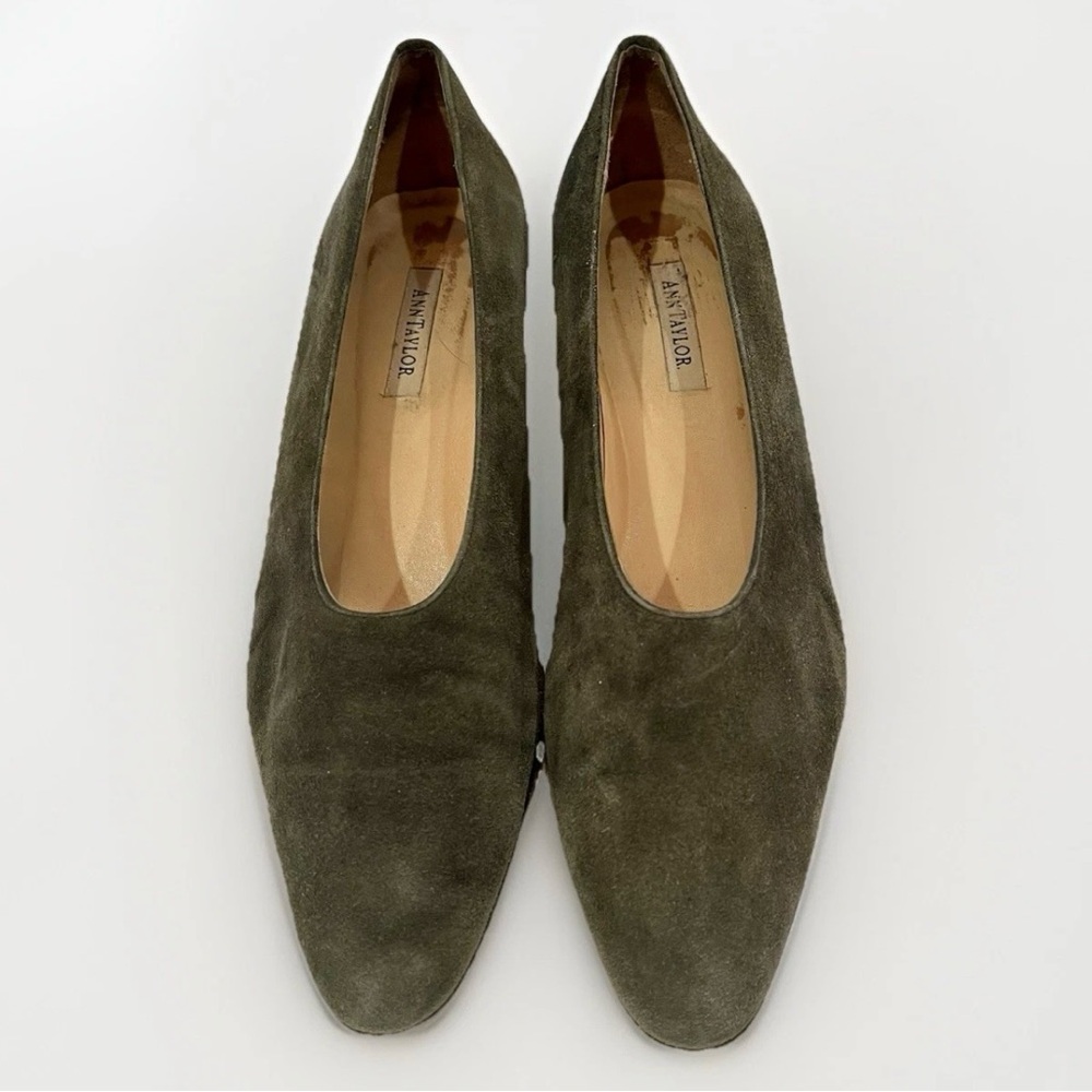Ann Taylor - Green Suede Pointed Toe Low Heel Pumps Dress Shoes - Womens 8.5 M - Picture 3 of 7
